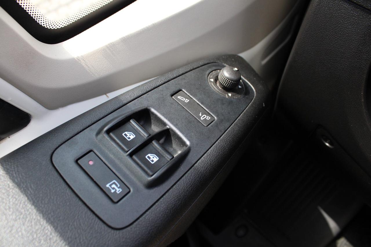 PEUGEOT BOXER 330 BLUEHDI 140 CV