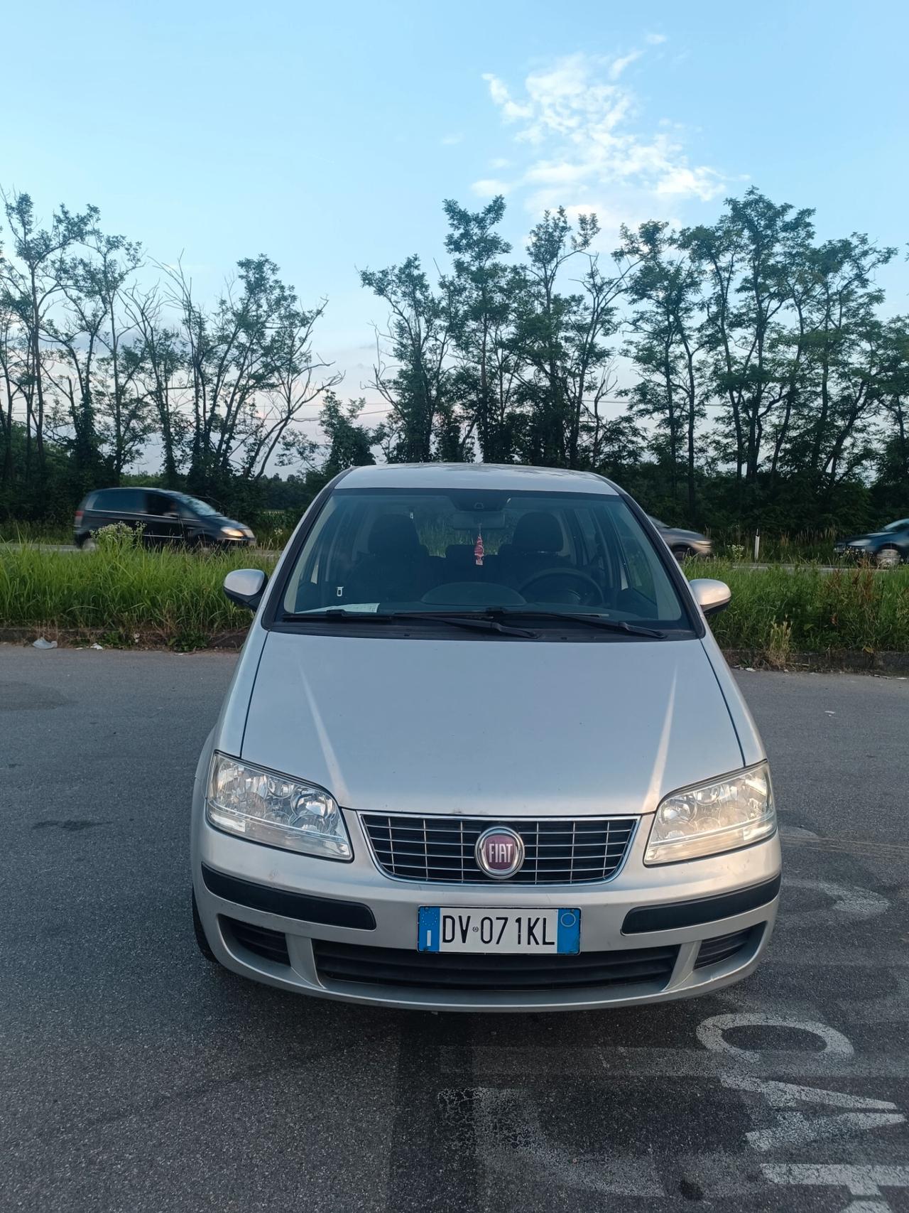 Fiat Idea 1.2 2009 BlackLabel GPL