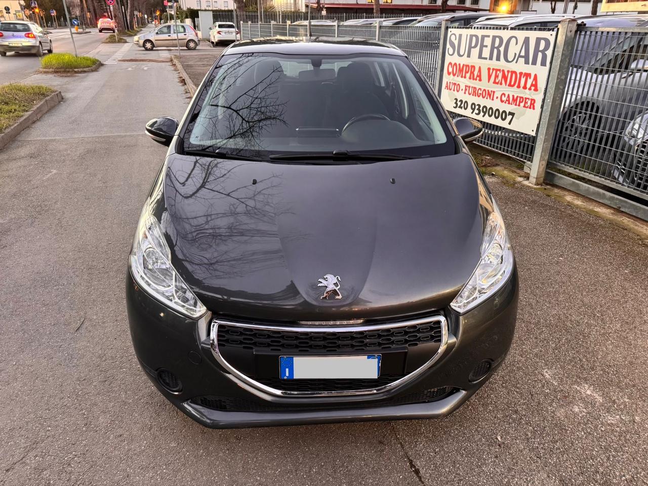 Peugeot 208 1.4 HDi 68 CV 5 p neopaten garanzia 12 m