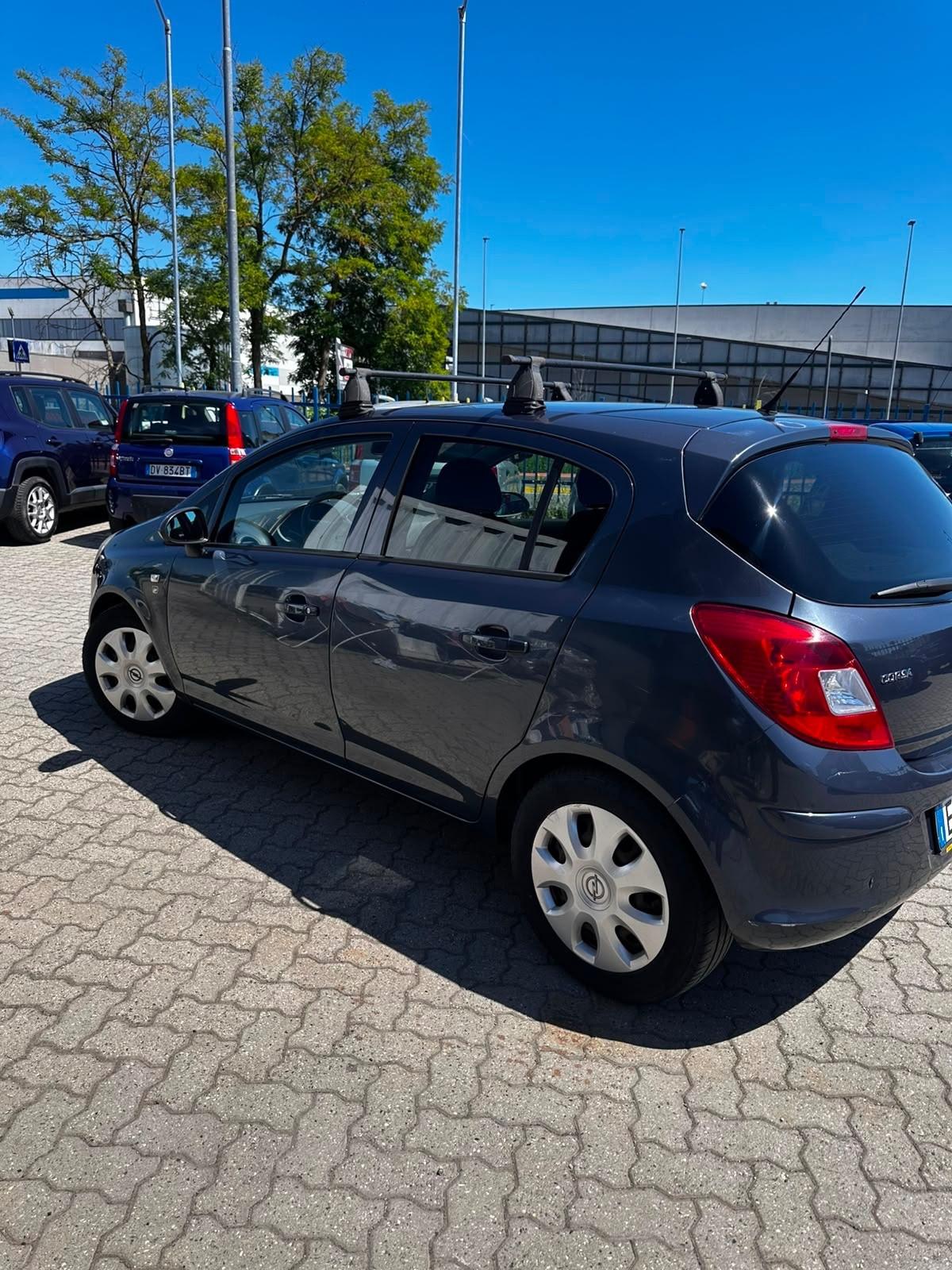 Opel Corsa 1.2 5 porte Edition