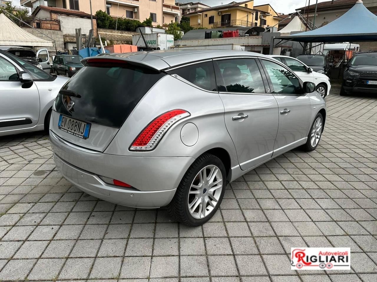 Lancia Delta 1.6 MJT DPF Business