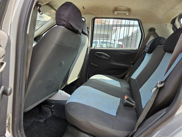 FIAT Punto 1.2i cat 5 porte