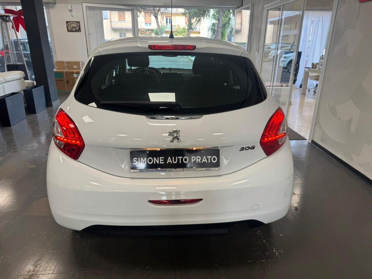 Peugeot 208 1.4 HDi 68 CV 5 porte Allure