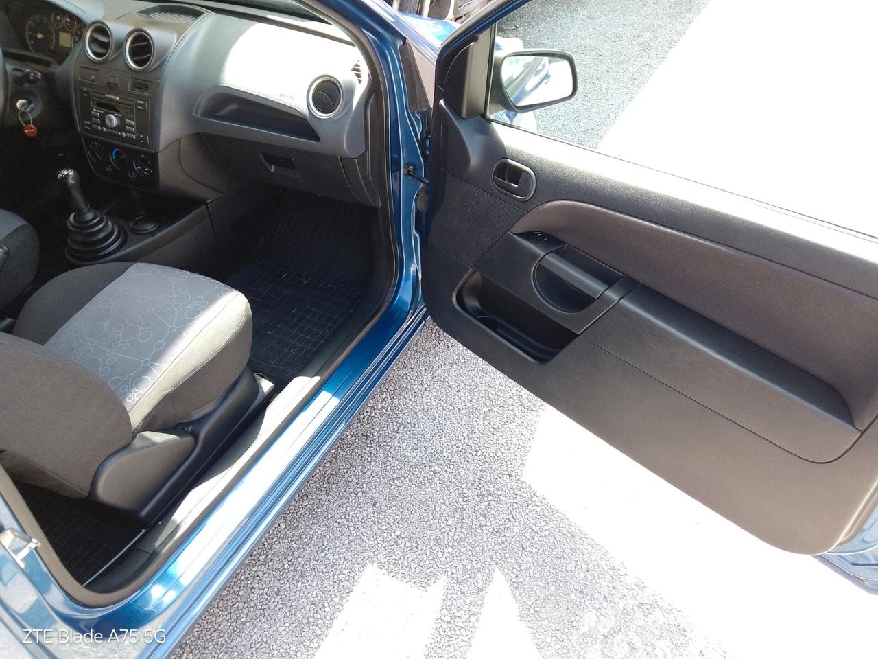 Ford Fiesta 1.2 16V 3p. Ghia SOLO 68.000 KM UNIPRO