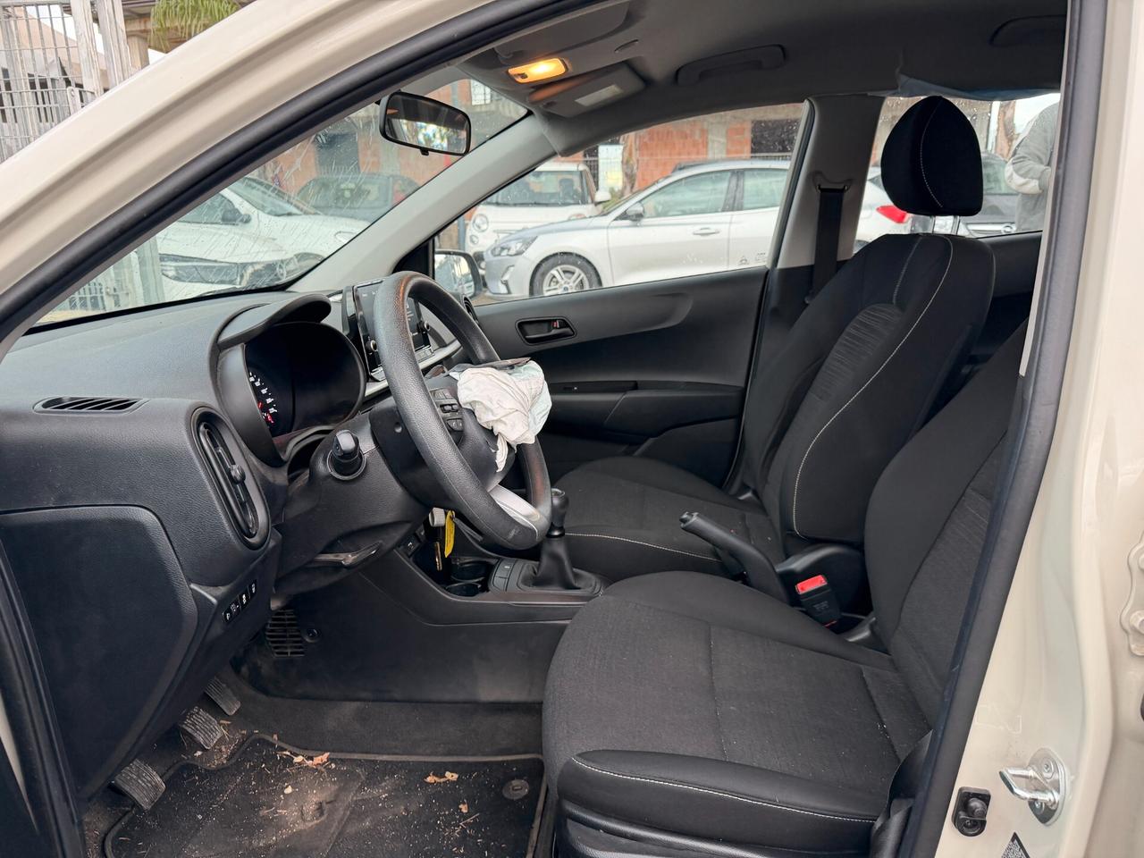 KIA PICANTO 2023 1.0 BENZINA 67 CV *SINISTRATA