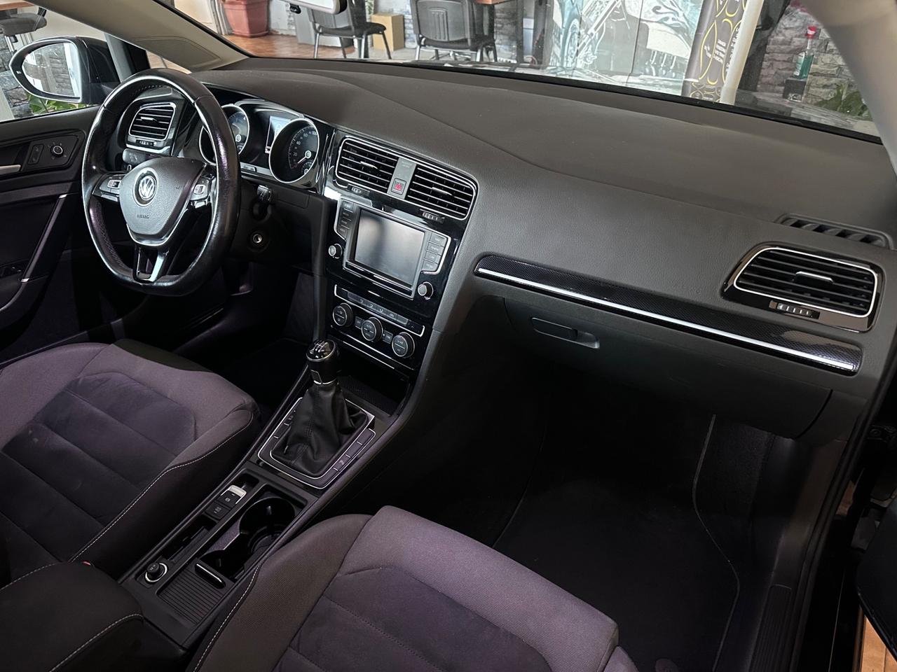 Volkswagen Golf 1.4benz. 125 CV 5p. Highline