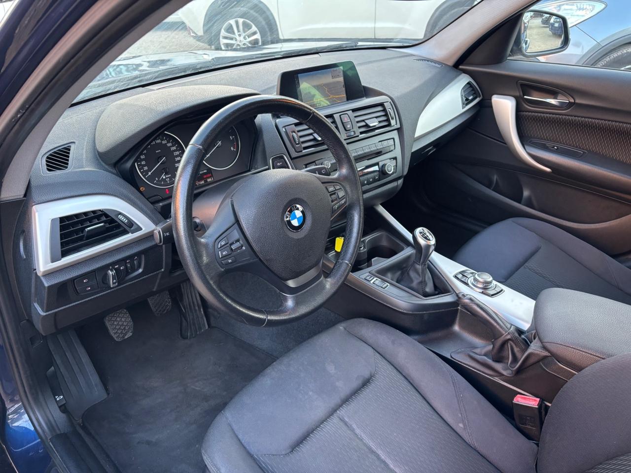 Bmw 116 116d 5p. Urban