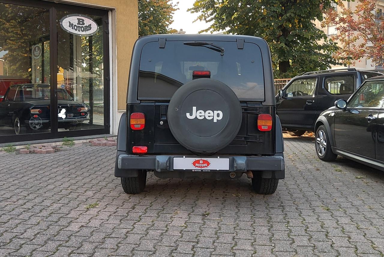 Jeep Wrangler 4.0 Sport Hardtop, cambio manuale....