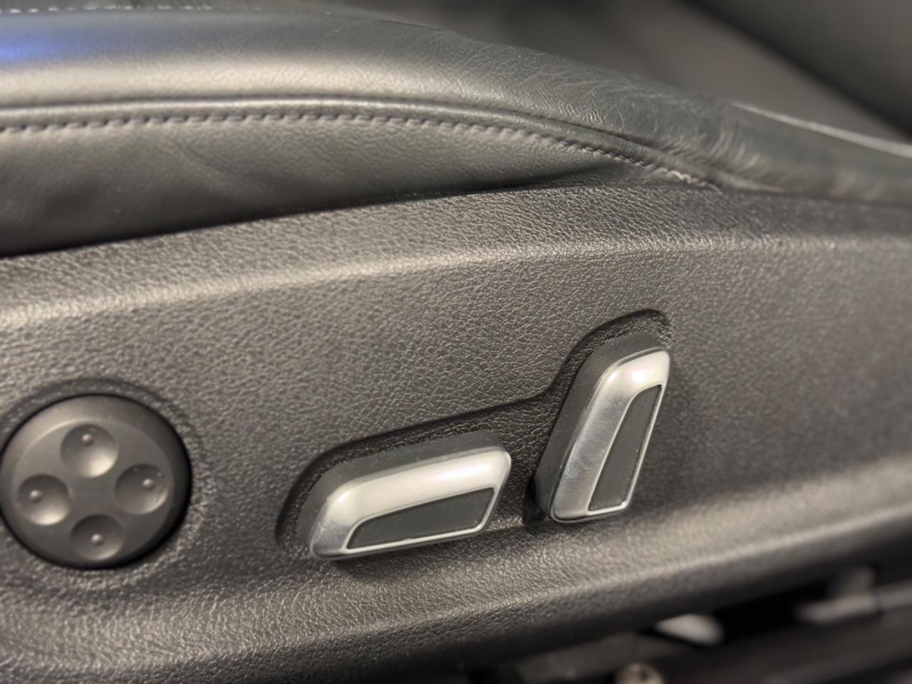 Audi A5 Cabrio 2.0 TDI S Line