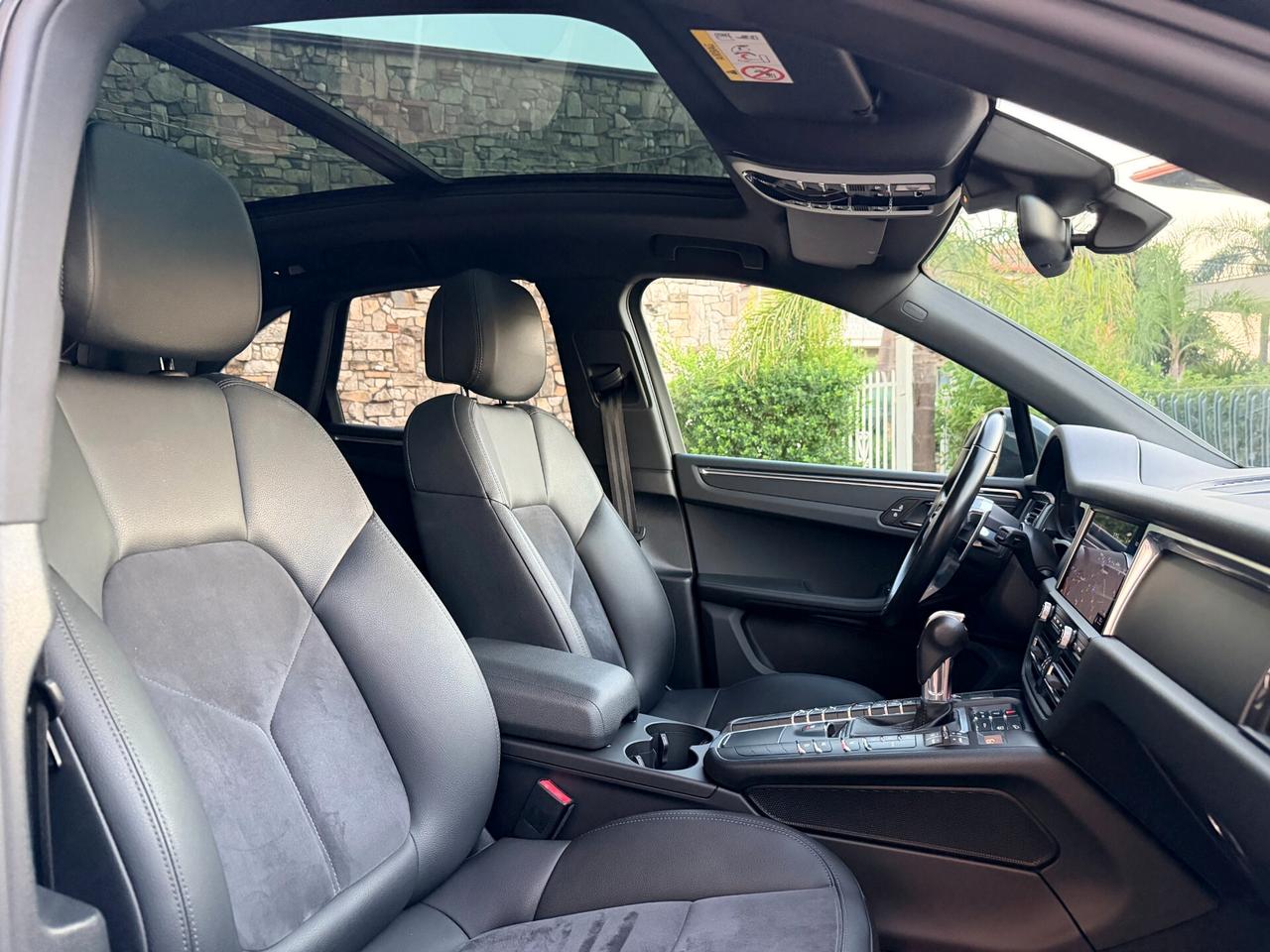 Porsche Macan 2.0 245- 2021-TETTO-FULLED-21^