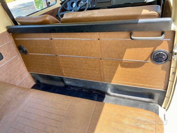 Volkswagen T2 VOLKSWAGEN T2 Bus 9 POSTI LUSSO
