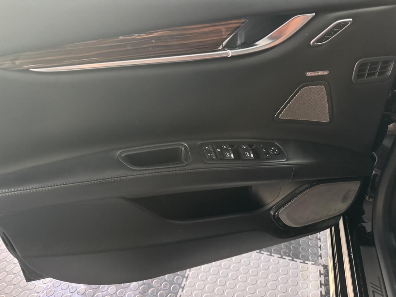 Maserati Ghibli V6 430 CV Q4 Gransport