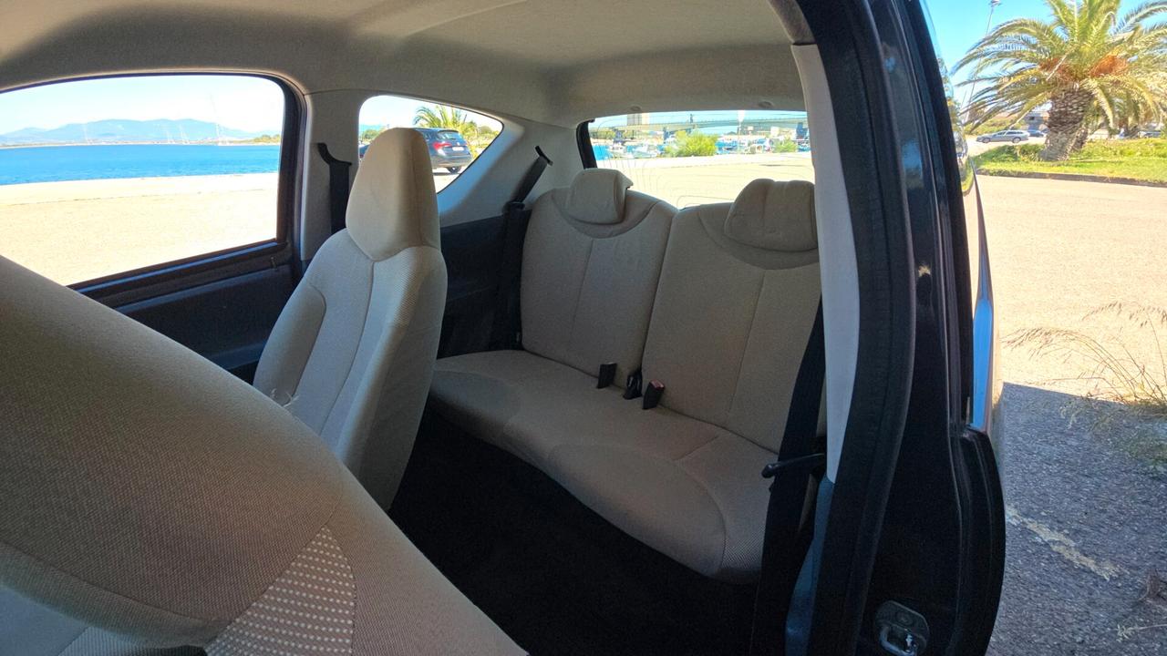 Peugeot 107 1.0 68CV 3p. Sweet Years