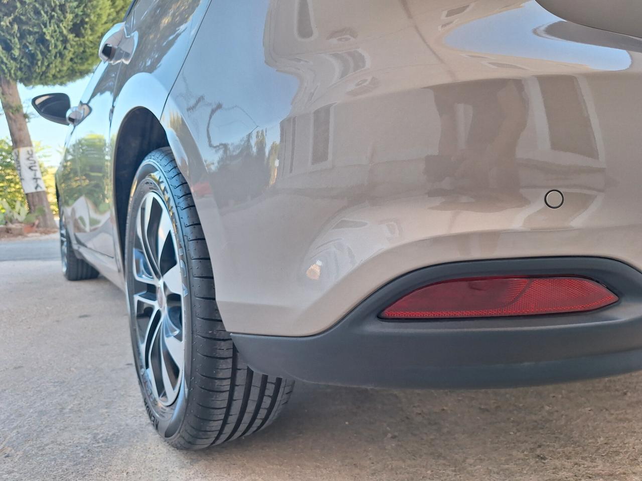 Fiat Tipo 1.3 mjt 95 cv E6 "BERLINA" 68000 km 2020