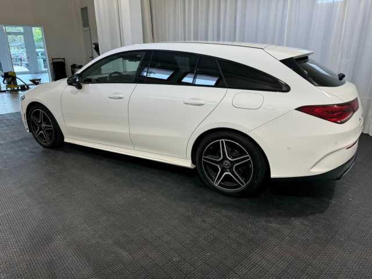 Mercedes CLA Shooting Brake 200 d Premium auto