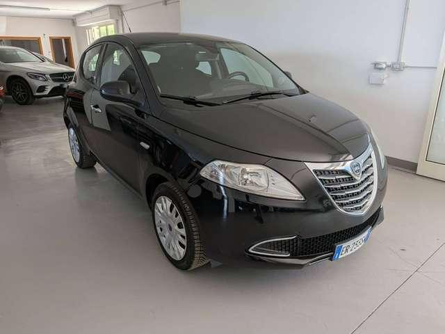 Lancia Ypsilon Ypsilon III 2011 1.2 8v Gold 69cv