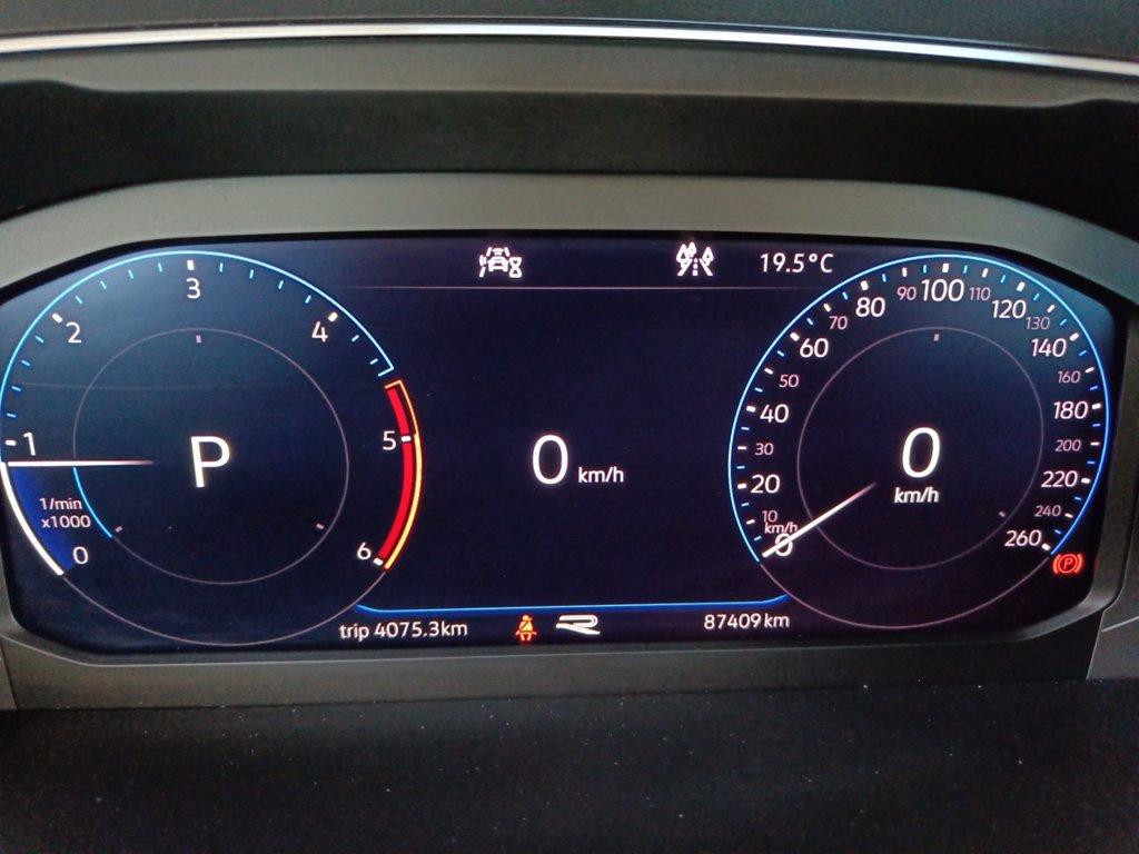 VOLKSWAGEN Tiguan 2.0 tdi sport 150cv dsg del 2020