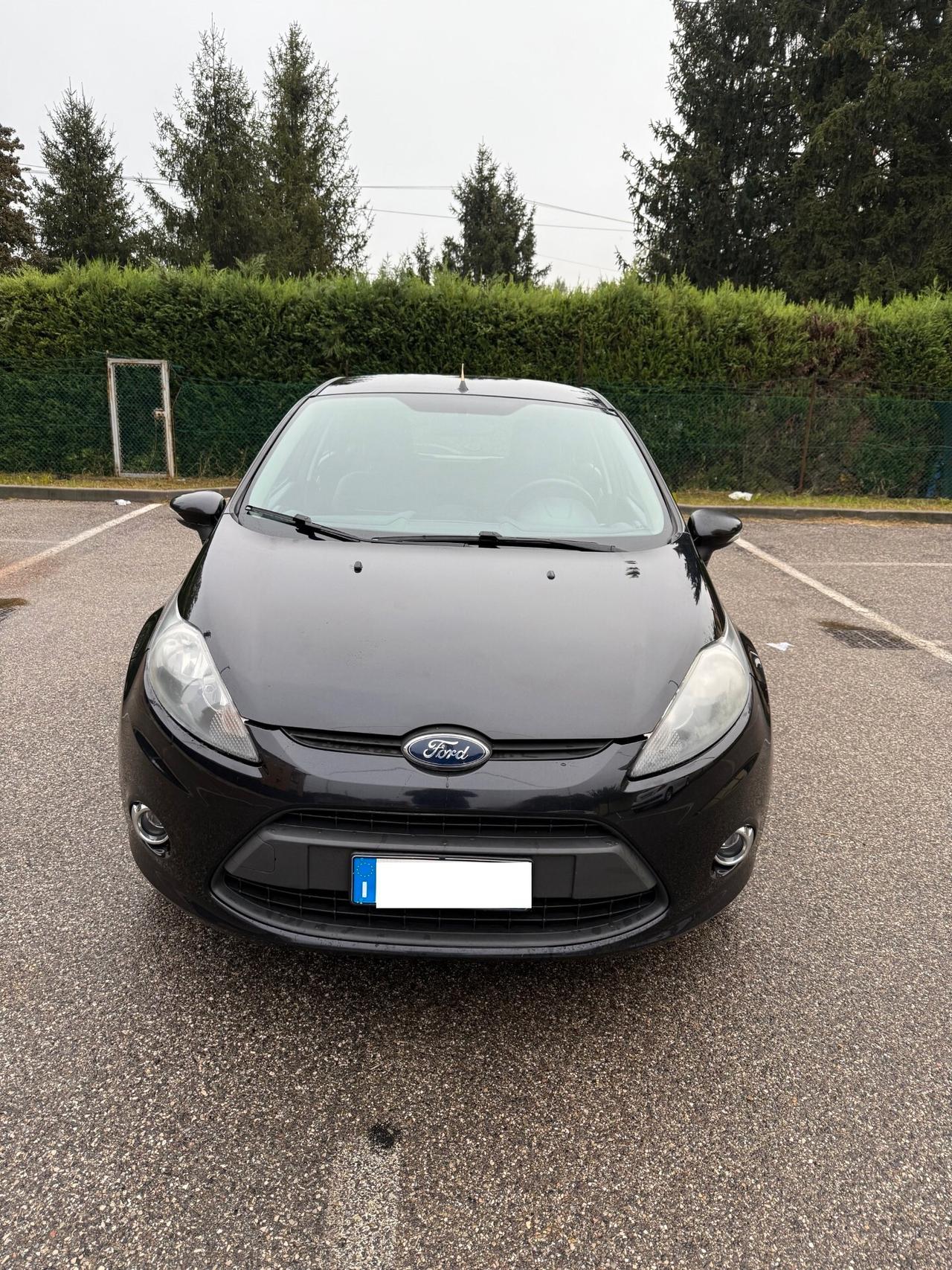 Ford Fiesta 1.4 GPL - 12 MESI DI GARANZIA -