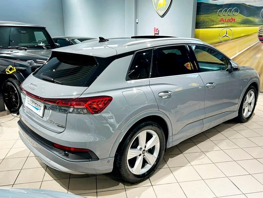 Audi Q4 50 e-tron quattro Business Advanced