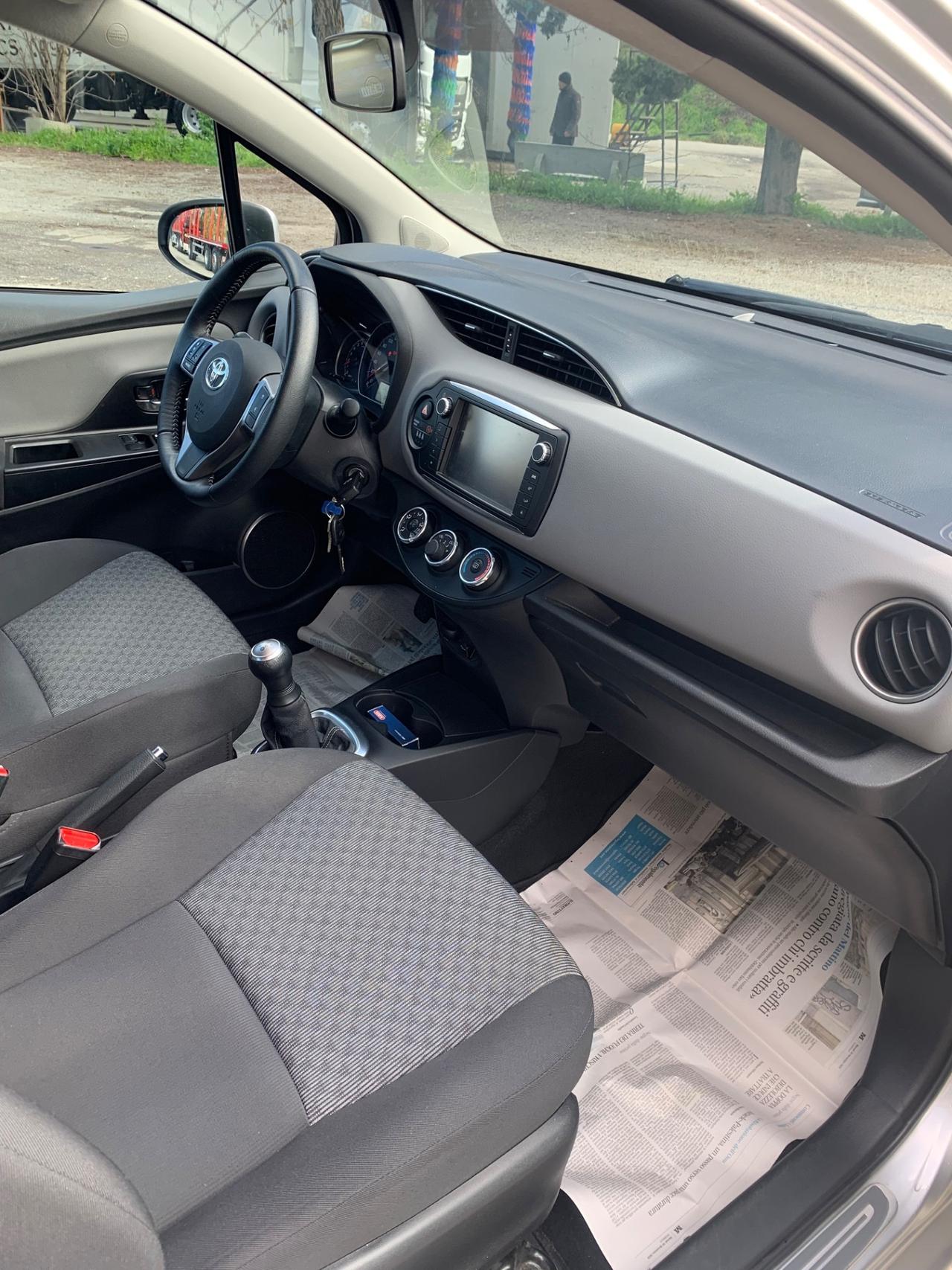 Toyota Yaris 1.0 5 porte Lounge 18000KM