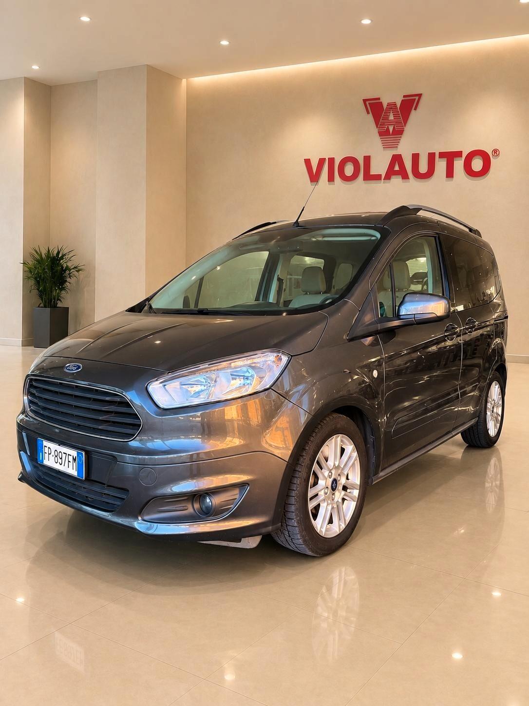 Ford Tourneo Courier 1.5 TDCI 75 CV Titanium