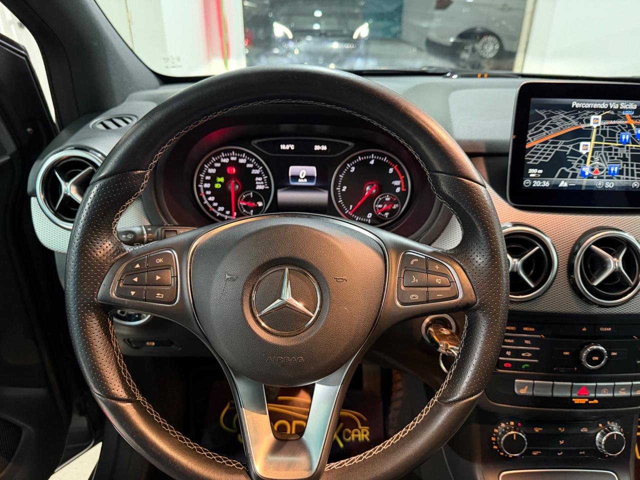 MERCEDES CLASSE B 2016 SPORT *PARI AL NUOVO