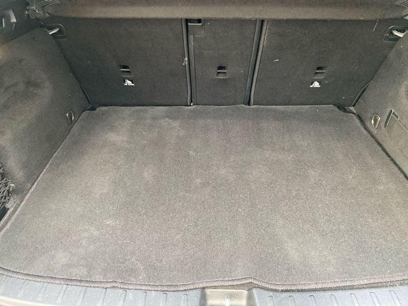 Mercedes-Benz GLA 200 d Premium auto