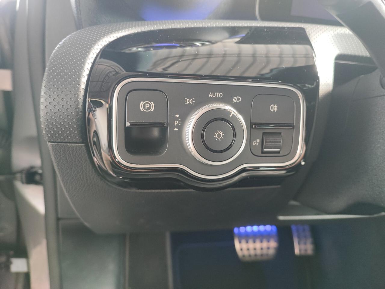 Mercedes-benz A 200 d Automatic AMG Line Premium Plus FULL+++
