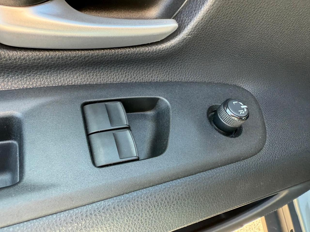 Toyota Aygo X 1.0 VVT-i 72 CV 5 porte Trend S-CVT ADATTA A NEO PATENTATI