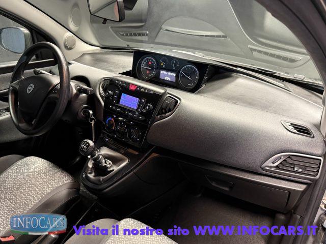 LANCIA Ypsilon 1.0 Hybrid 70 cv Silver Plus - Neopatentati PROMO