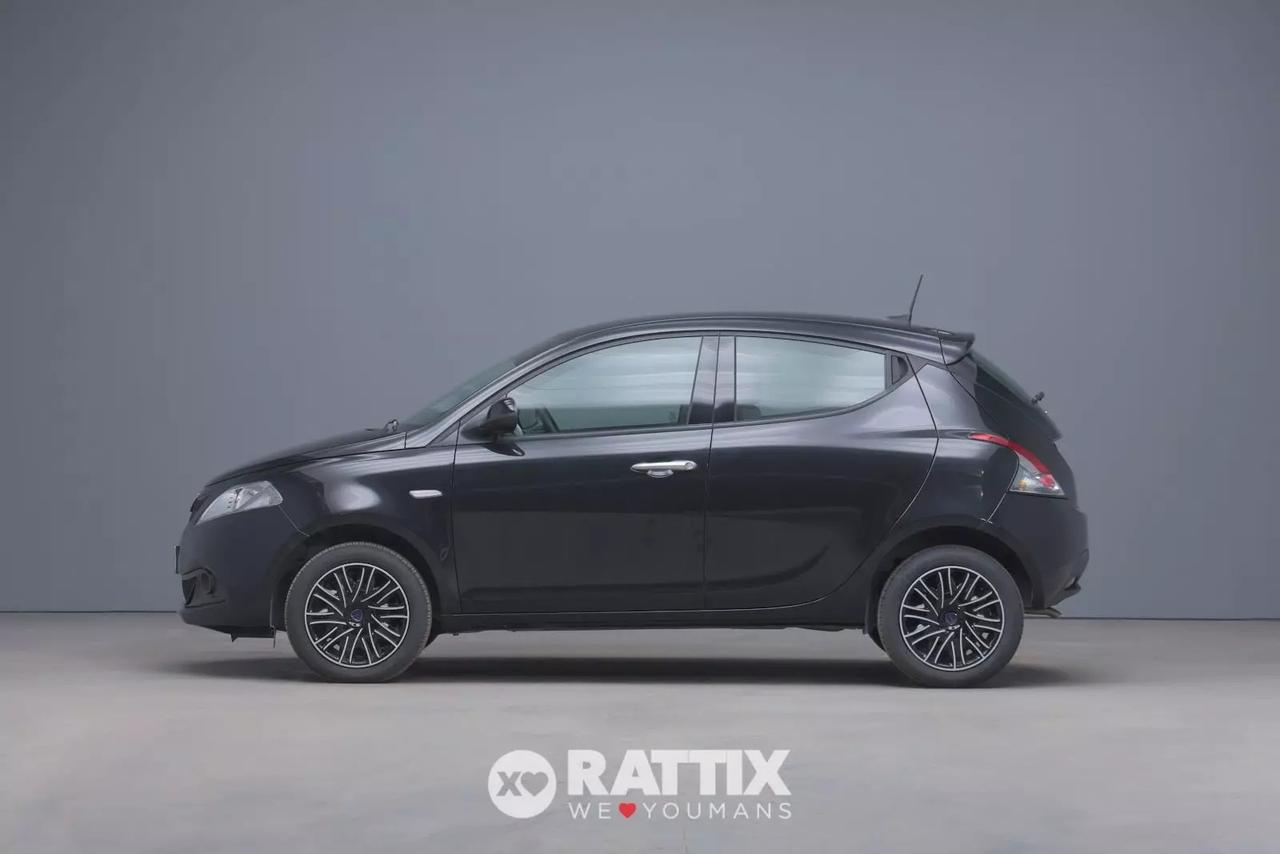 Lancia Ypsilon 1.0 Firefly Hybrid 70CV Silver 5p.ti