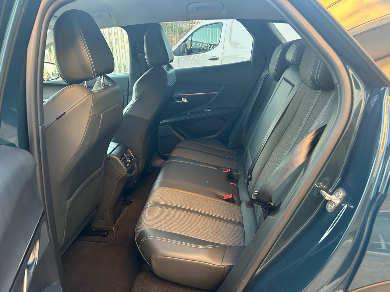 Peugeot 3008 BlueHDi “ VENDUTA “