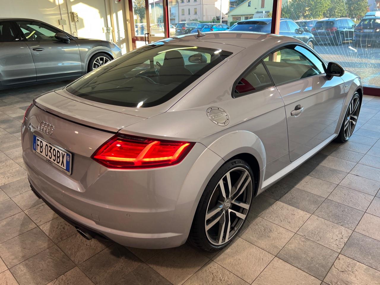 Audi TT 1.8 tfsi S line Sline s-tronic