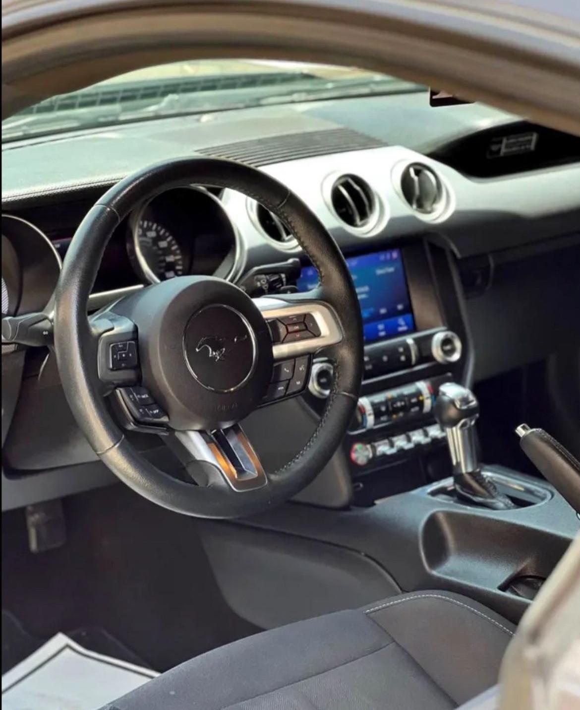 Ford Mustang Fastback 5.0 V8 aut. GT