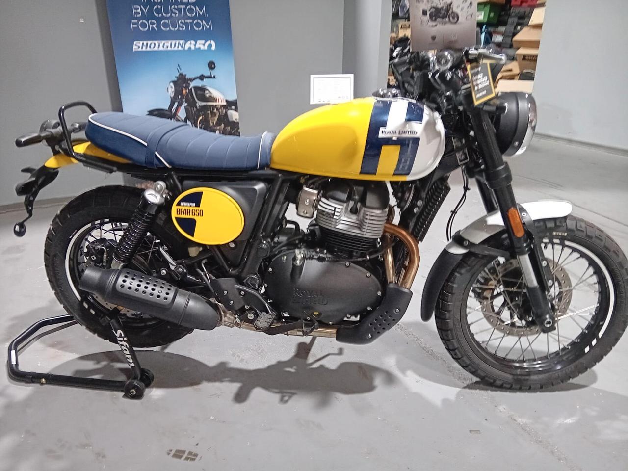 Royal Enfield Interceptor Bear special