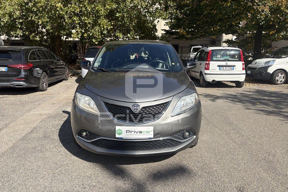 LANCIA Ypsilon 1.2 69 CV 5 porte GPL Ecochic Gold