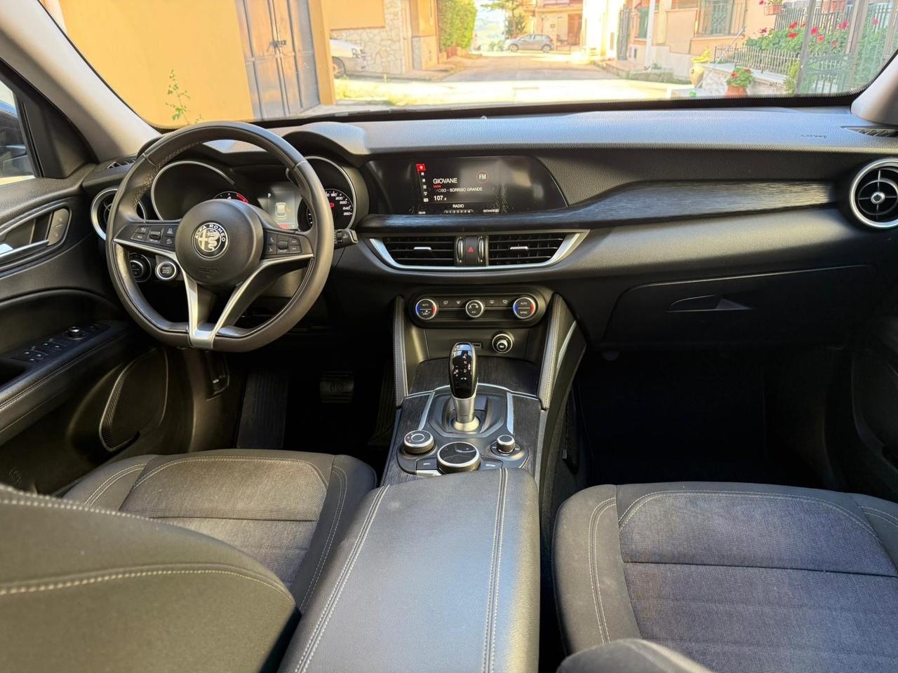 Alfa Romeo Stelvio 2.2 Turbodiesel 190 CV AT8 RWD Business