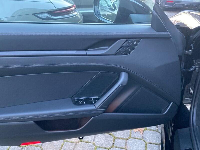 Porsche 911 911 Carrera 4 GTS 541 CV (992.2)