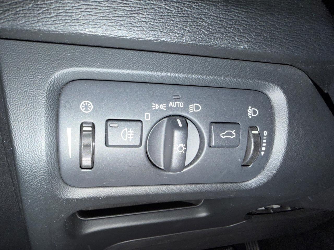 Volvo V40 D3 Geartronic Momentum