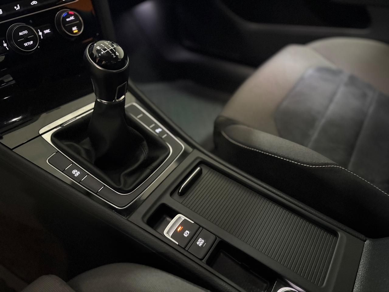 Volkswagen Golf 1.6 TDI 5p. Highline BlueMotion Technology