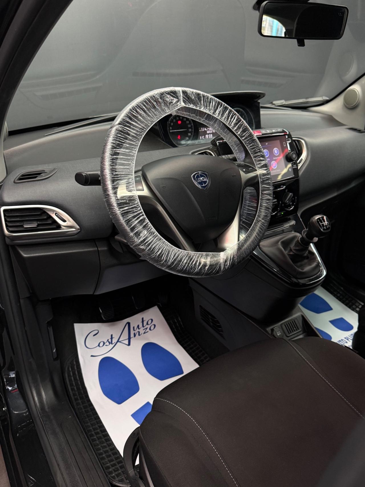 Lancia Ypsilon 1.0 Hybrid Ecochic Gold 2021 NUOVA