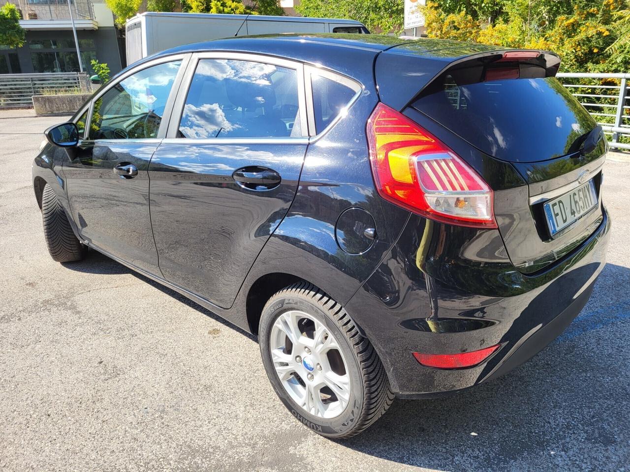 Ford FIESTA 1.4 GPL-UNICO PROPR-NAVI-3 REVISIONI