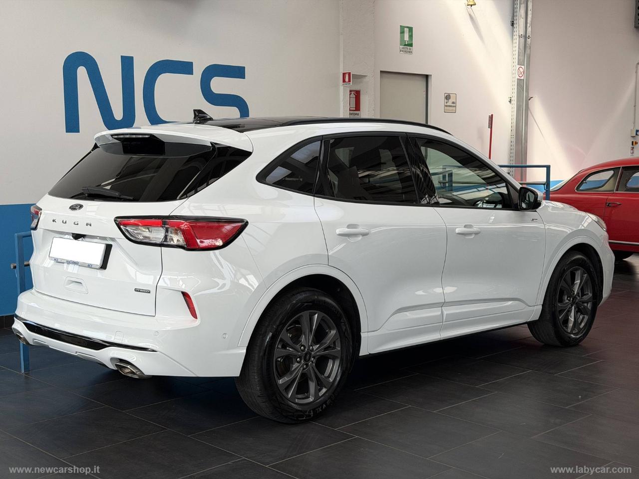 FORD Kuga 2.5 Full Hybrid 190 CVT 2WD ST-Line