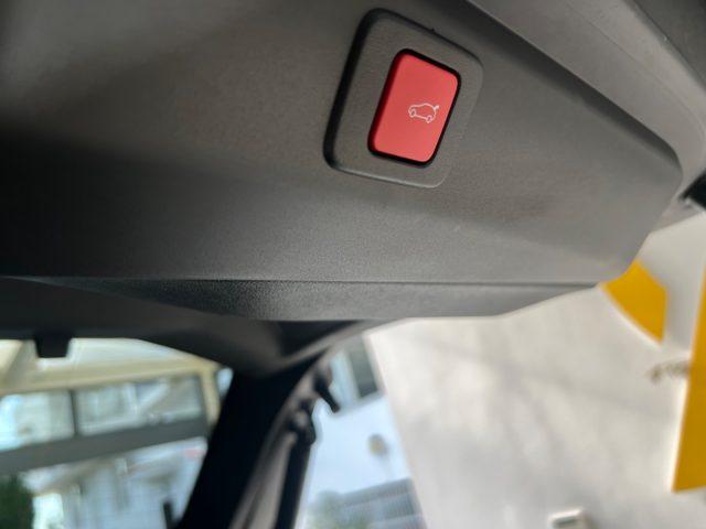 PEUGEOT 3008 Hybrid 145 e-DCS6 GT da?379,00 mensili