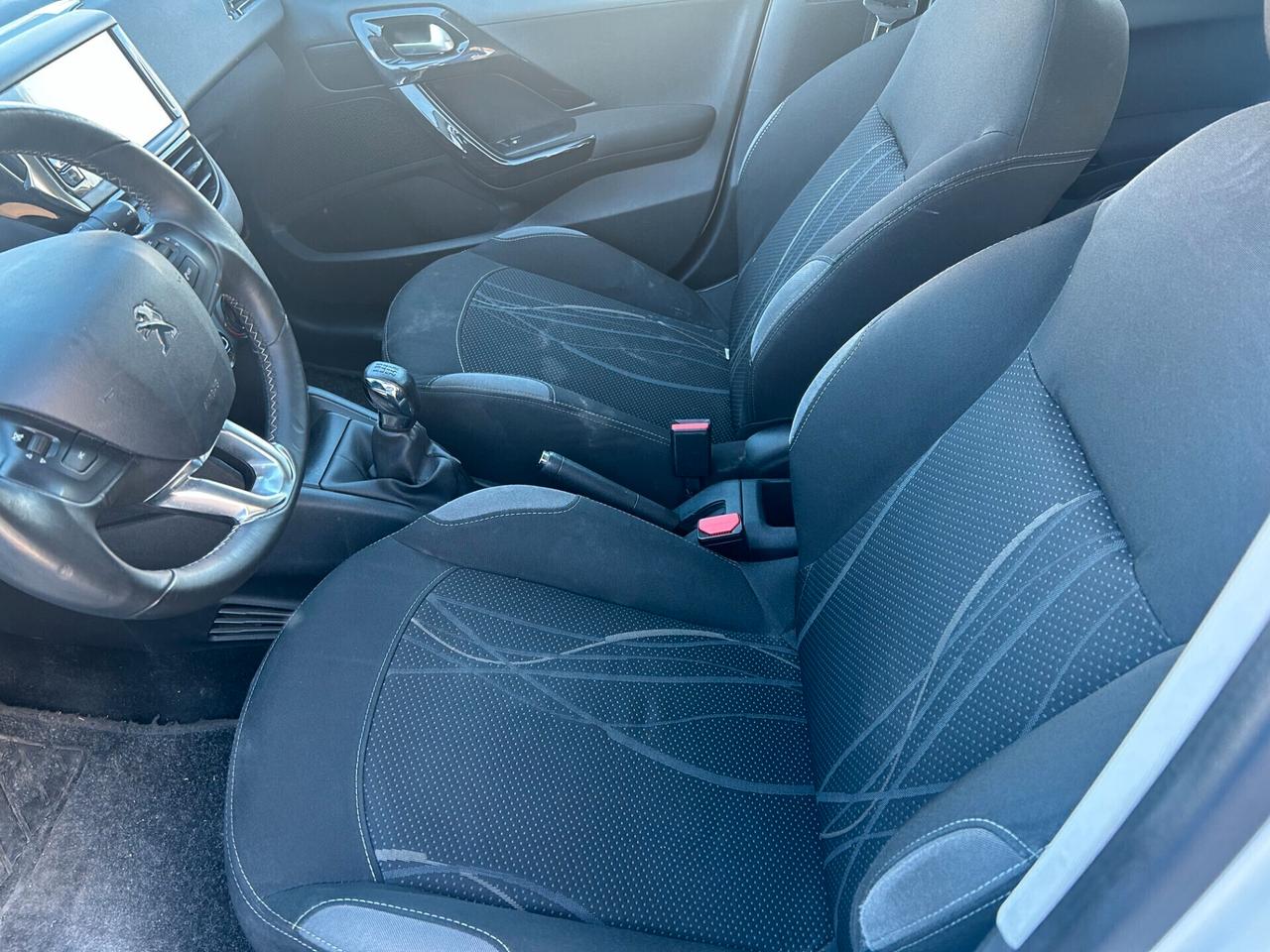 Peugeot 208 PureTech 82 5 porte Access