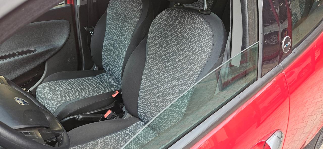 Lancia Ypsilon 1.0 FireFly 5 porte S&S Hybrid Ecochic Silver