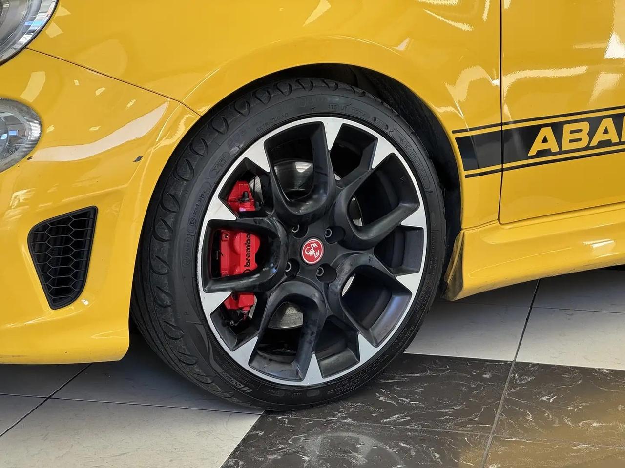 Abarth 595 1.4 Turbo T-Jet 180 CV Competizione