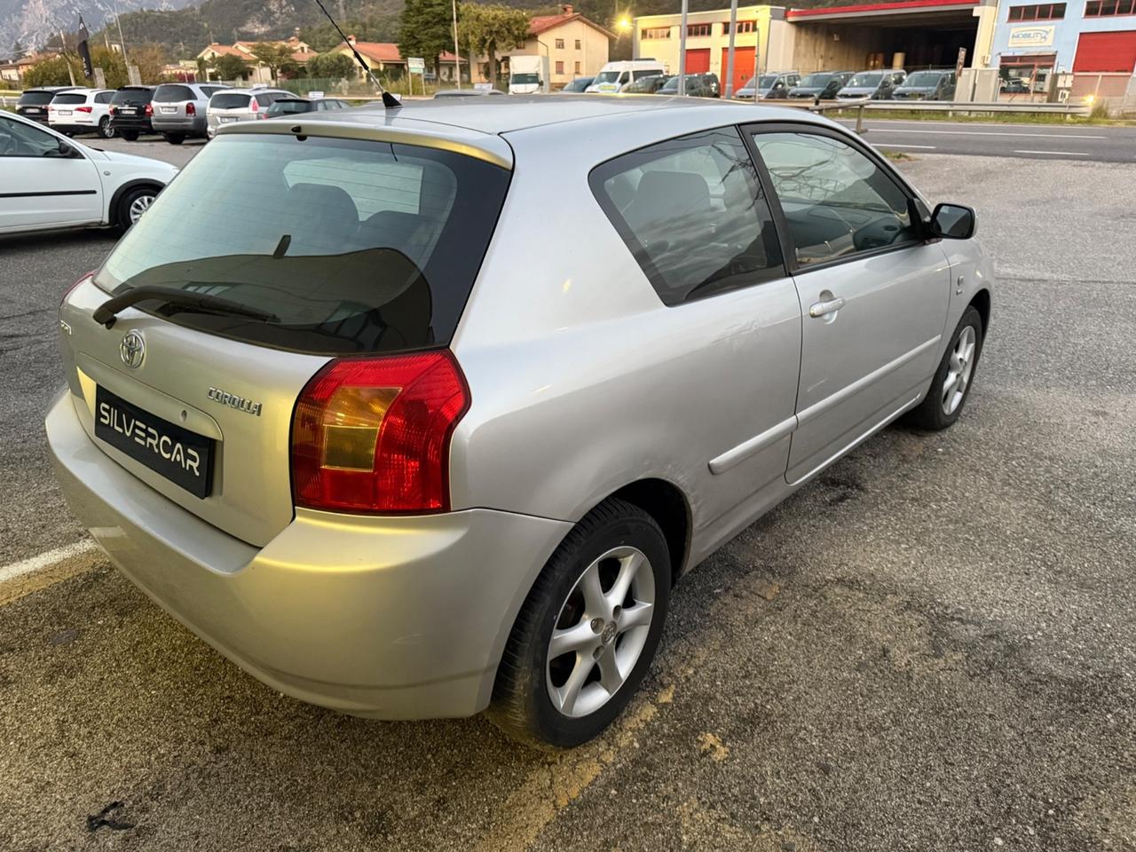 Toyota Corolla 1.6 16V 3 porte