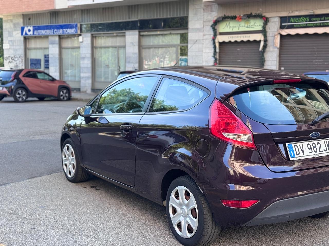 Ford Fiesta 1.2 82CV 3 porte Titanium