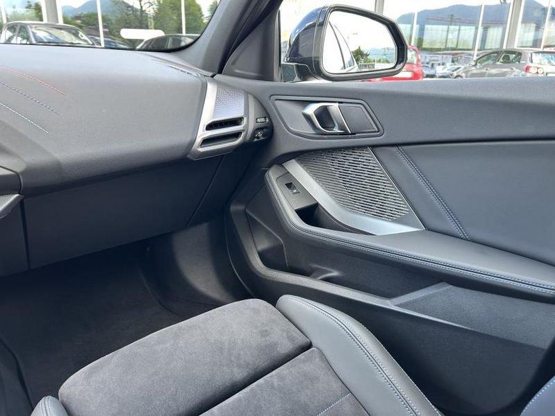 BMW Serie 1 120 48V 170cv MSport TETTO APRIBILE M-SPORT / 4.300 KM!!